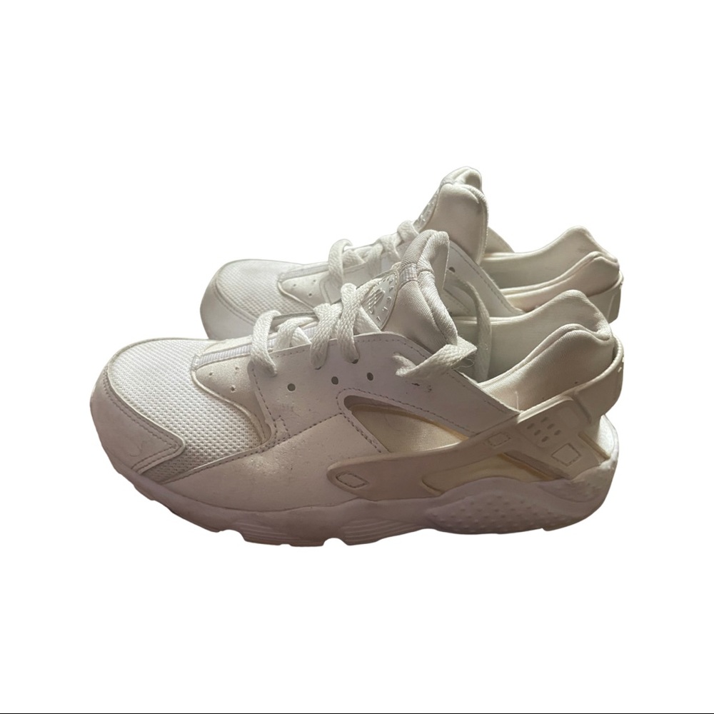 Nike Huarache Junior White size 3